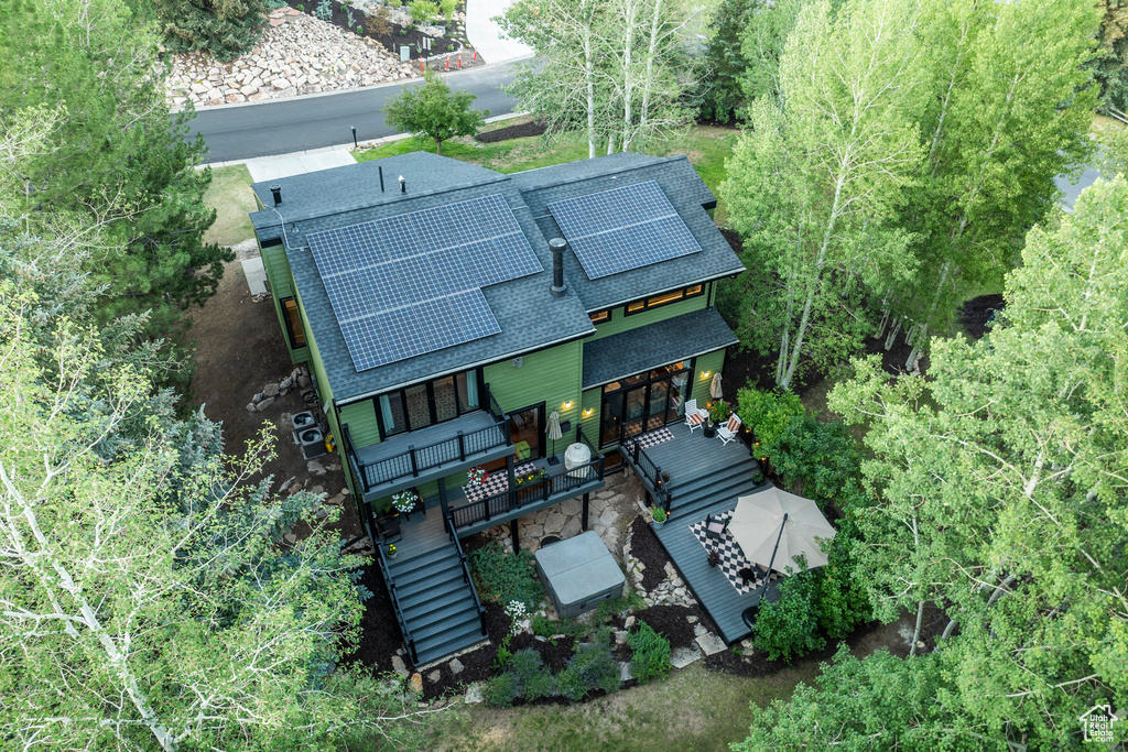 Aerial view of property and surrounding area