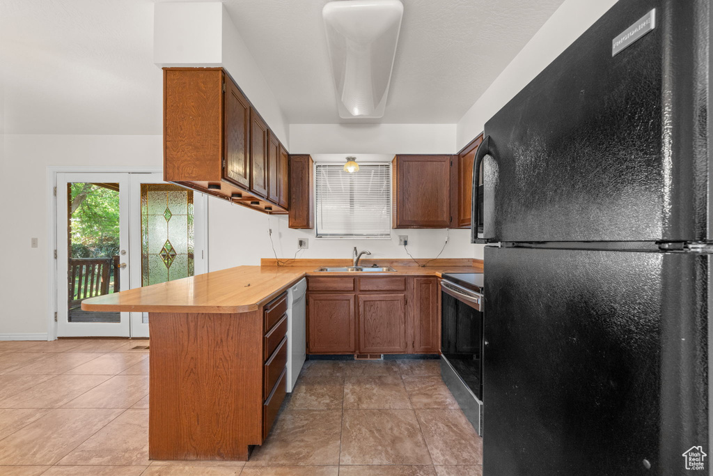 5608 S 700 W Murray, UT 84123
