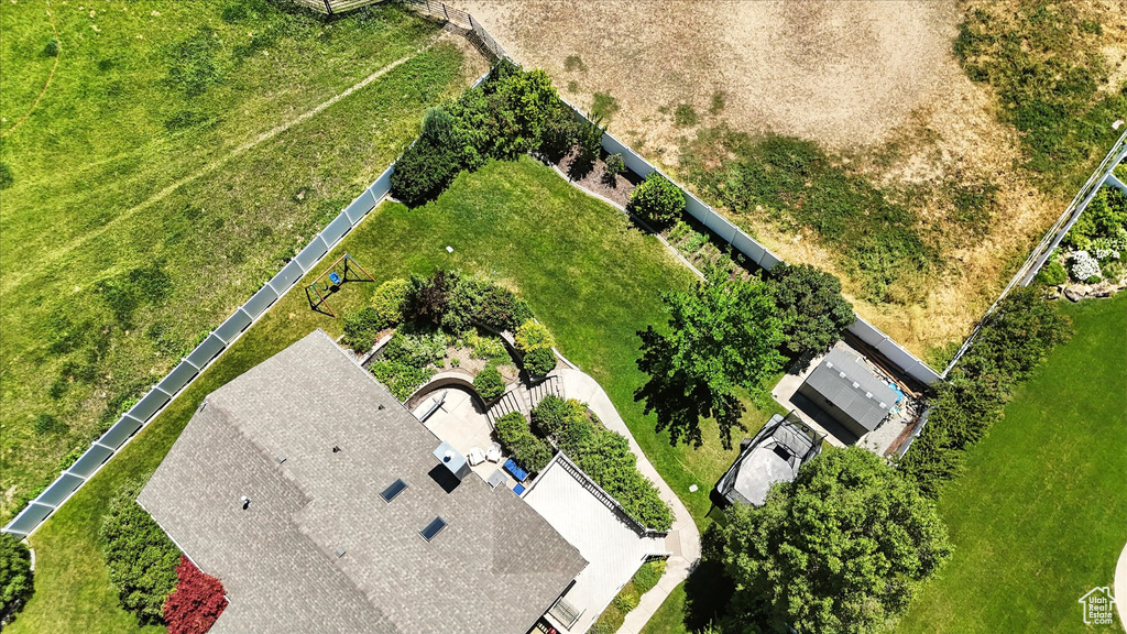 Bird\'s eye view