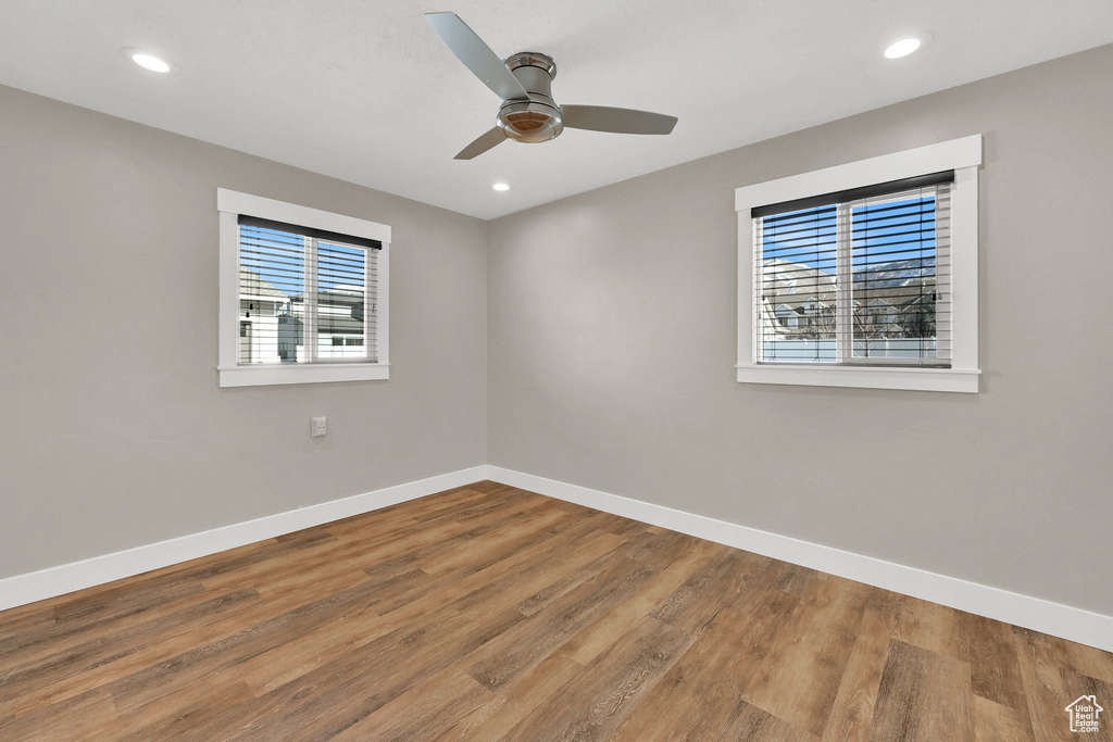 648 W PORTER LN Centerville, UT 84014