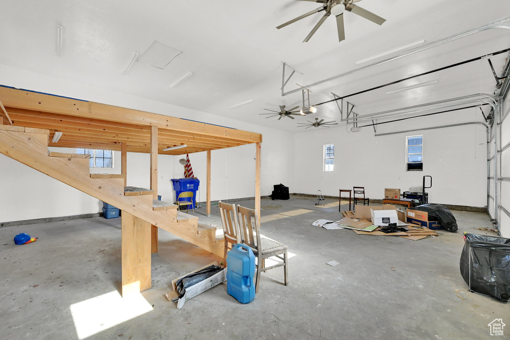 648 W PORTER LN Centerville, UT 84014