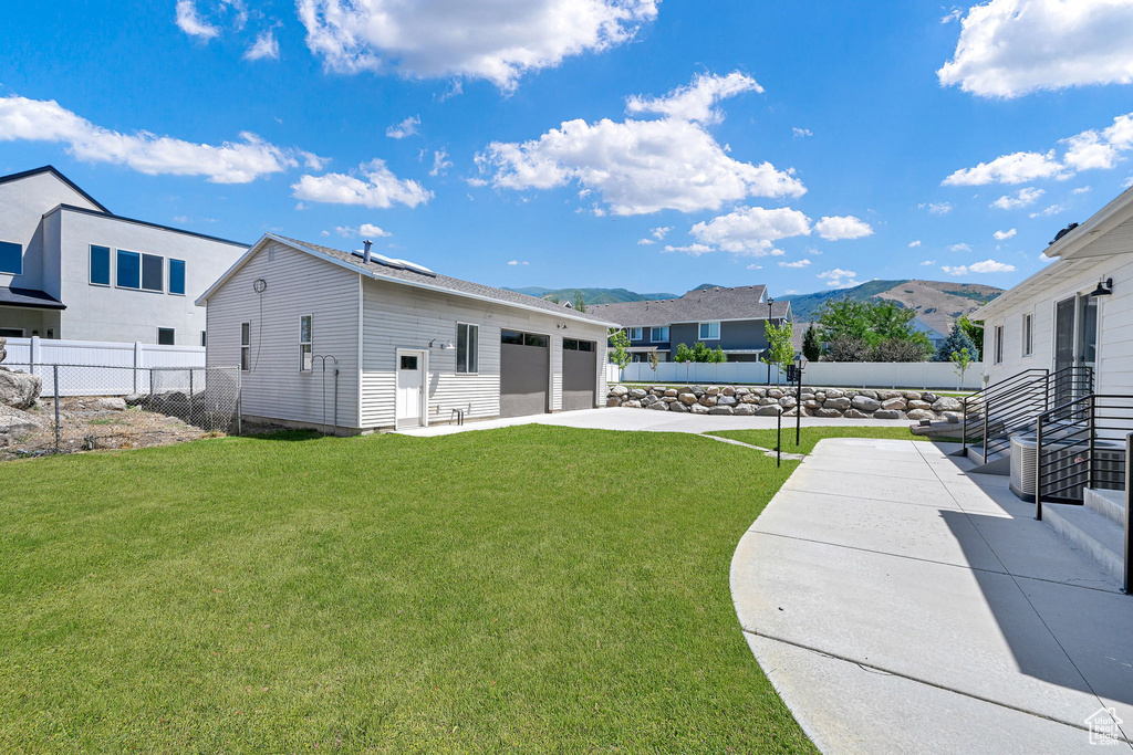 648 W PORTER LN Centerville, UT 84014