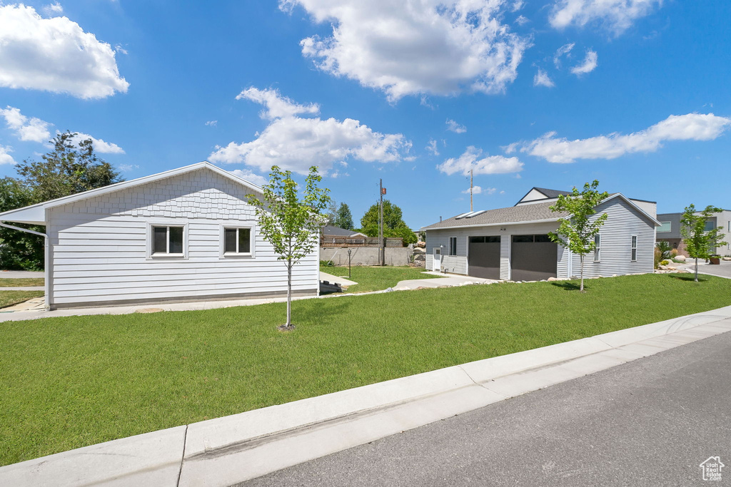 648 W PORTER LN Centerville, UT 84014