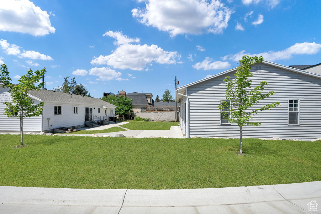 648 W PORTER LN Centerville, UT 84014