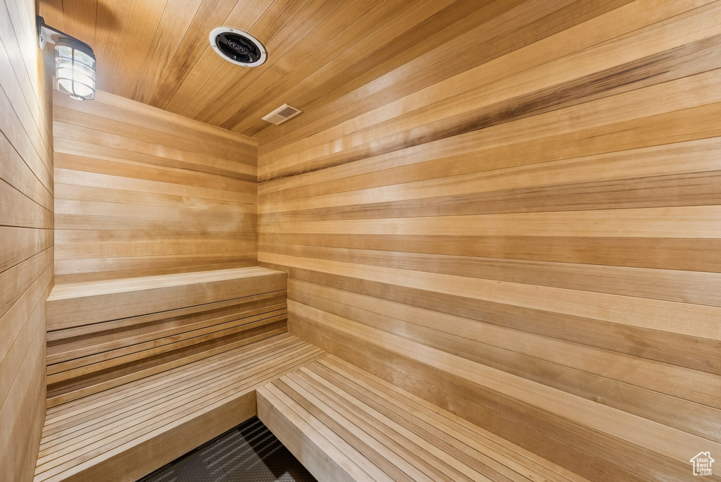 View of sauna / steam room