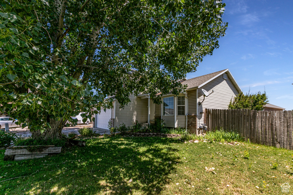 Photo 6 for MLS #2098730 at 114 E Mountain Valley Ct