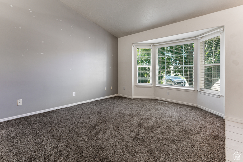 Photo 8 for MLS #2098730 at 114 E Mountain Valley Ct