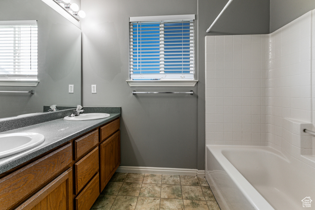 Photo 15 for MLS #2098730 at 114 E Mountain Valley Ct