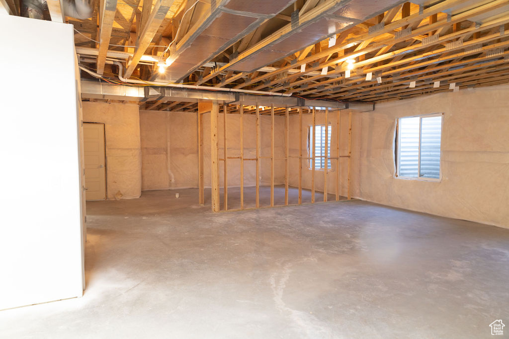 6919 W 9720 N Highland, UT 84003