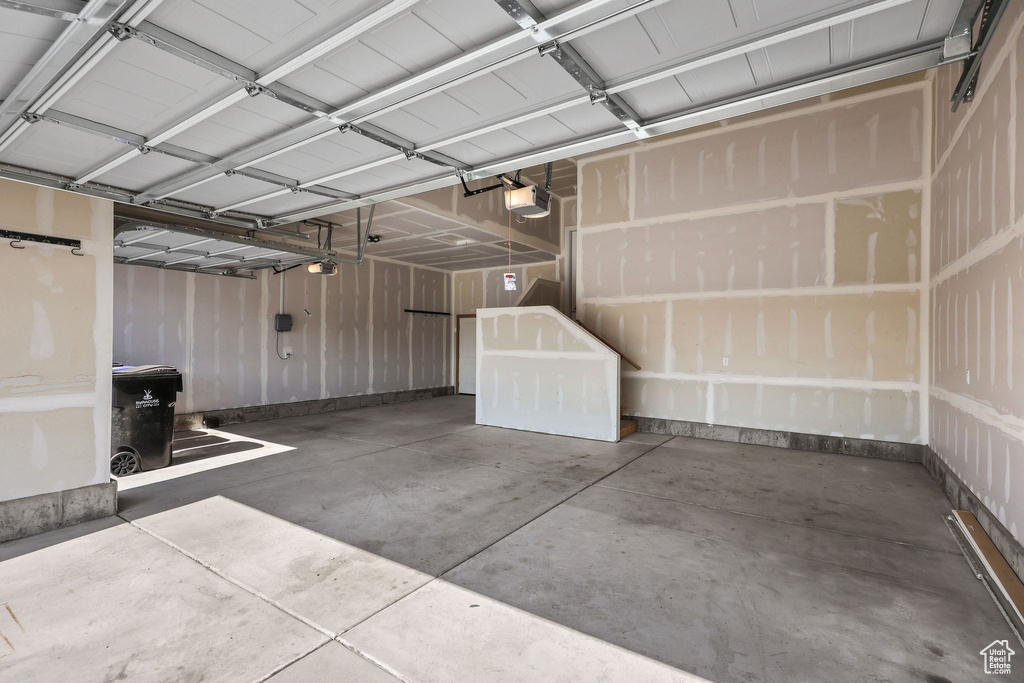 895 DUNES DR Syracuse, UT 84075