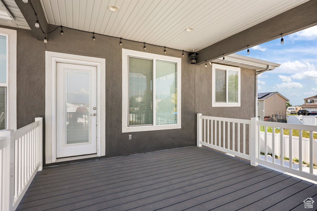 895 DUNES DR Syracuse, UT 84075