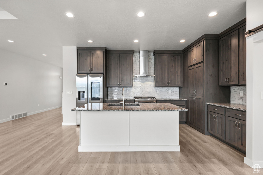 895 DUNES DR Syracuse, UT 84075