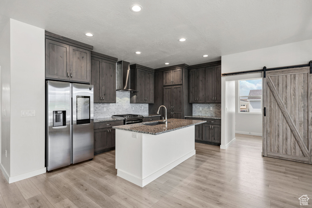 895 DUNES DR Syracuse, UT 84075