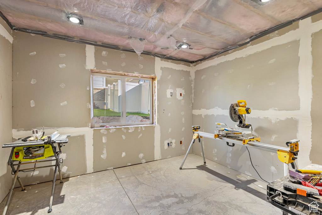 71 N 425 E Coalville, UT 84017