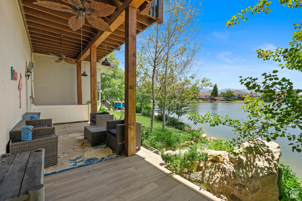 210 LAKEVIEW Stansbury Park, UT 84074