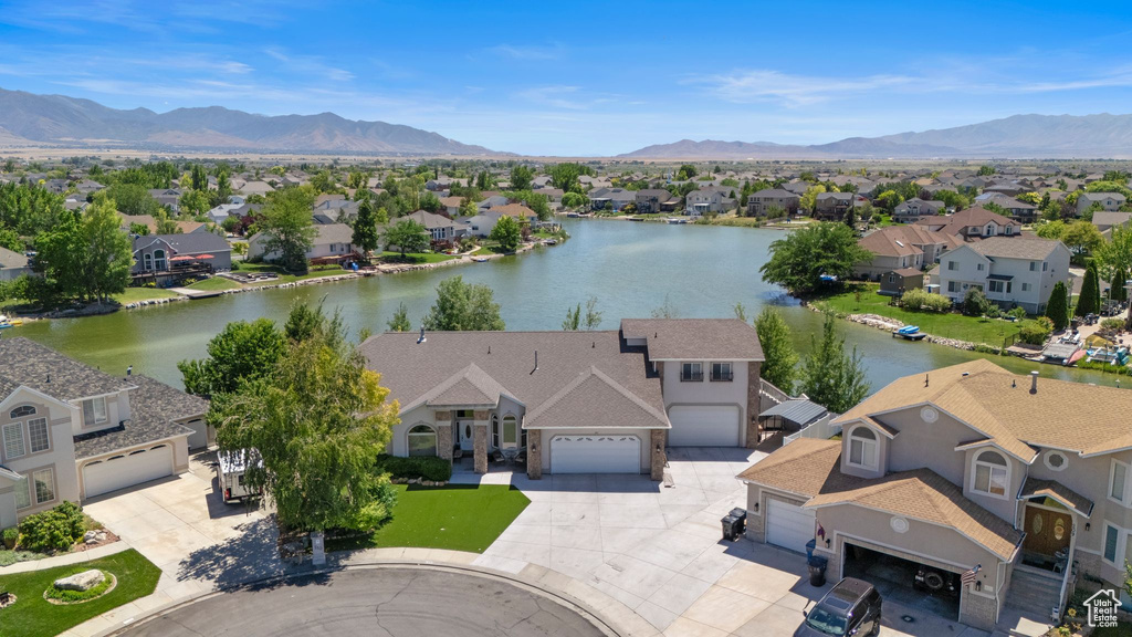 210 LAKEVIEW Stansbury Park, UT 84074
