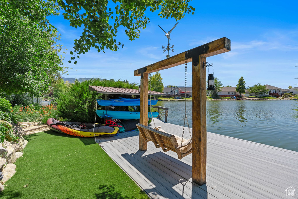 210 LAKEVIEW Stansbury Park, UT 84074
