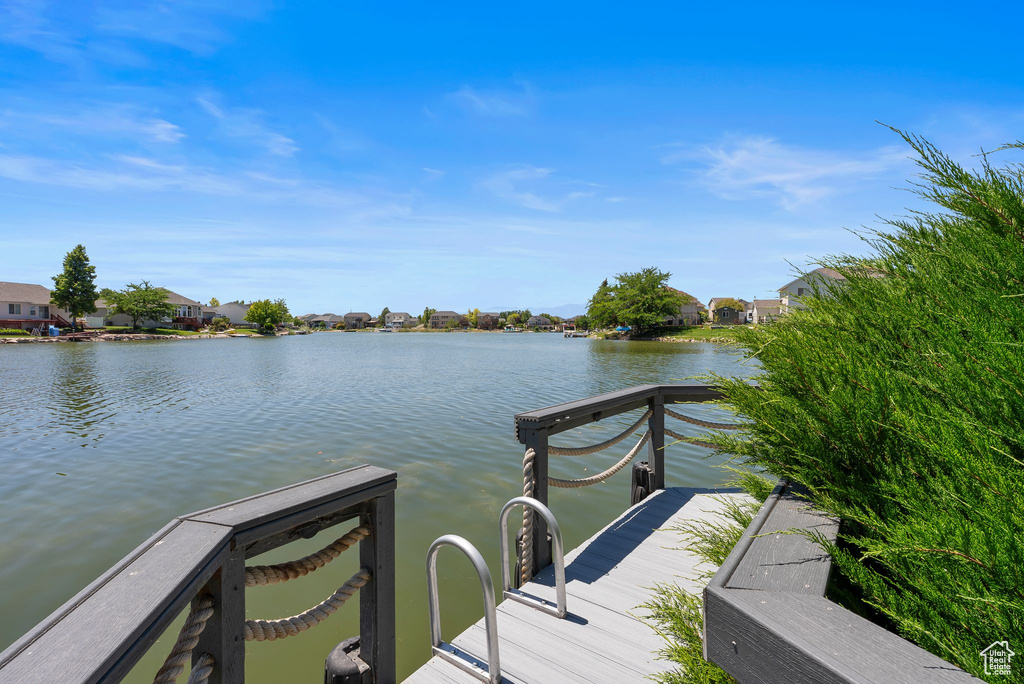 210 LAKEVIEW Stansbury Park, UT 84074
