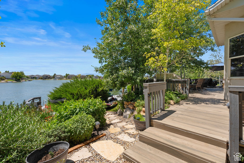 210 LAKEVIEW Stansbury Park, UT 84074