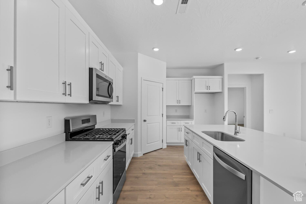 Photo 9 for MLS #2098773 at 1374 S Friendship Cv