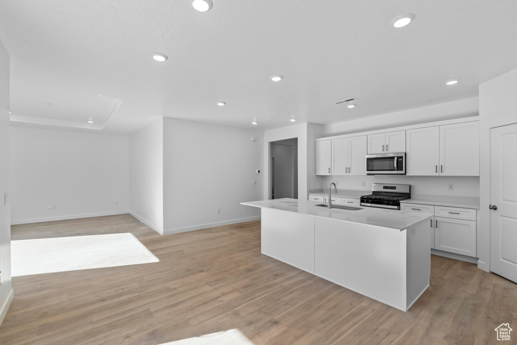 Photo 11 for MLS #2098773 at 1374 S Friendship Cv