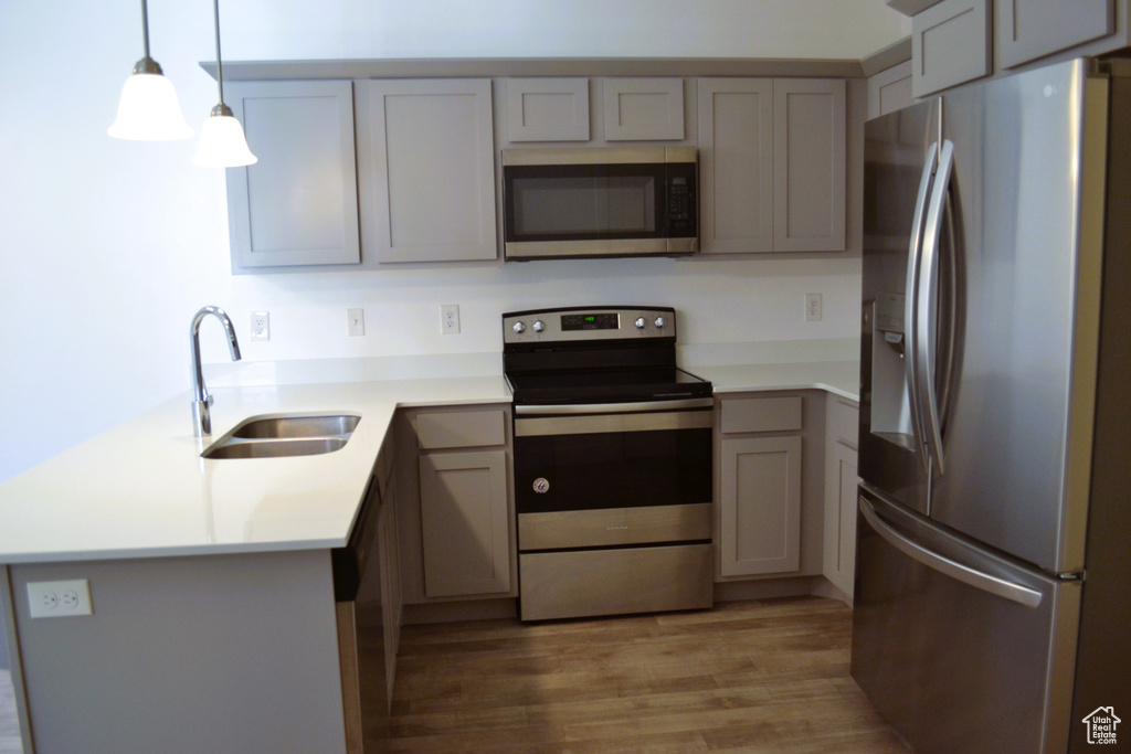Photo 6 for MLS #2098774 at 680 N 380 West #Z303