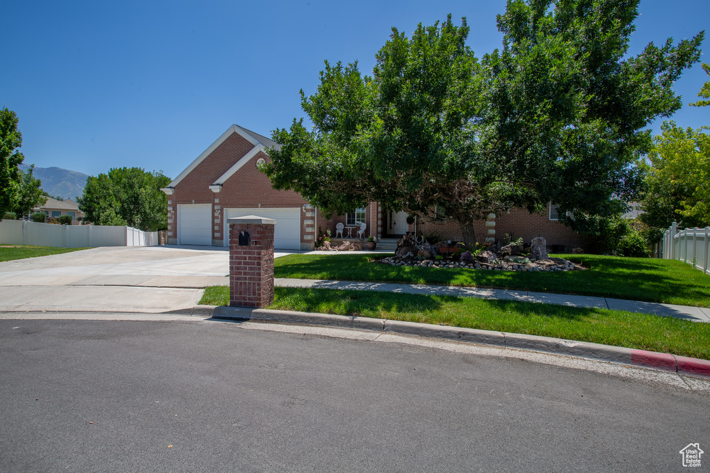 12073 S MOONWALK CIR Riverton, UT 84065
