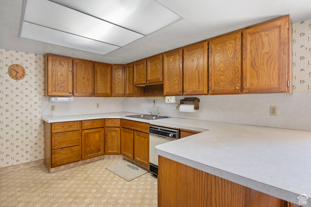 403 HIGHLAND DR Riverdale, UT 84405