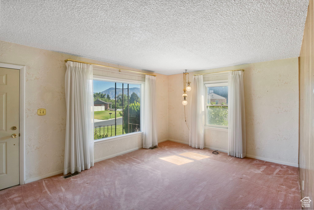 403 HIGHLAND DR Riverdale, UT 84405
