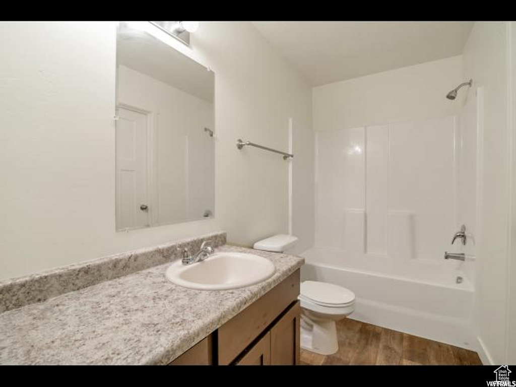 96 E 670 N Vineyard, UT 84059