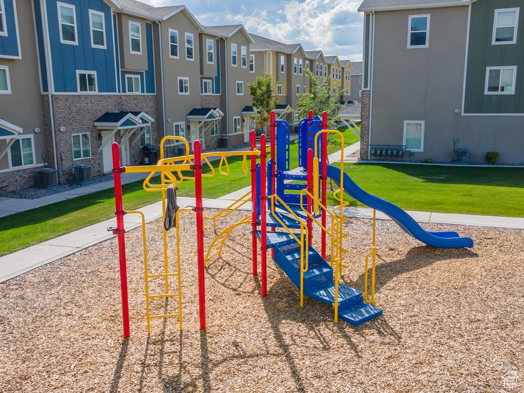 96 E 670 N Vineyard, UT 84059
