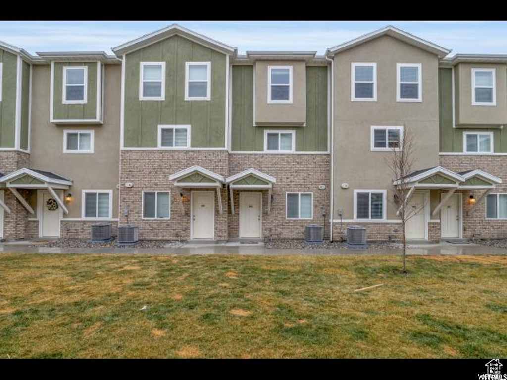 96 E 670 N Vineyard, UT 84059