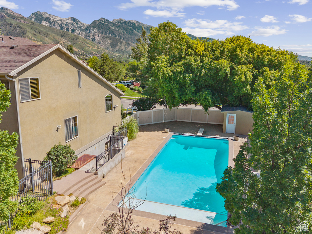 2935 E DENMARK DR Cottonwood Heights, UT 84121