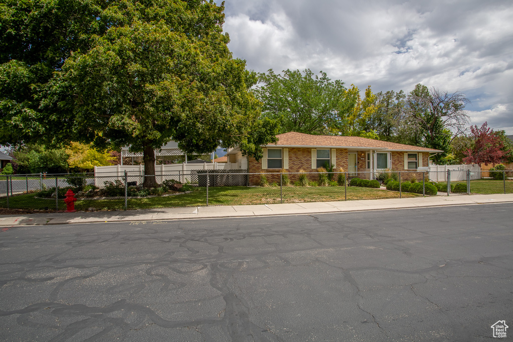 7357 S PADDINGTON RD West Jordan, UT 84084
