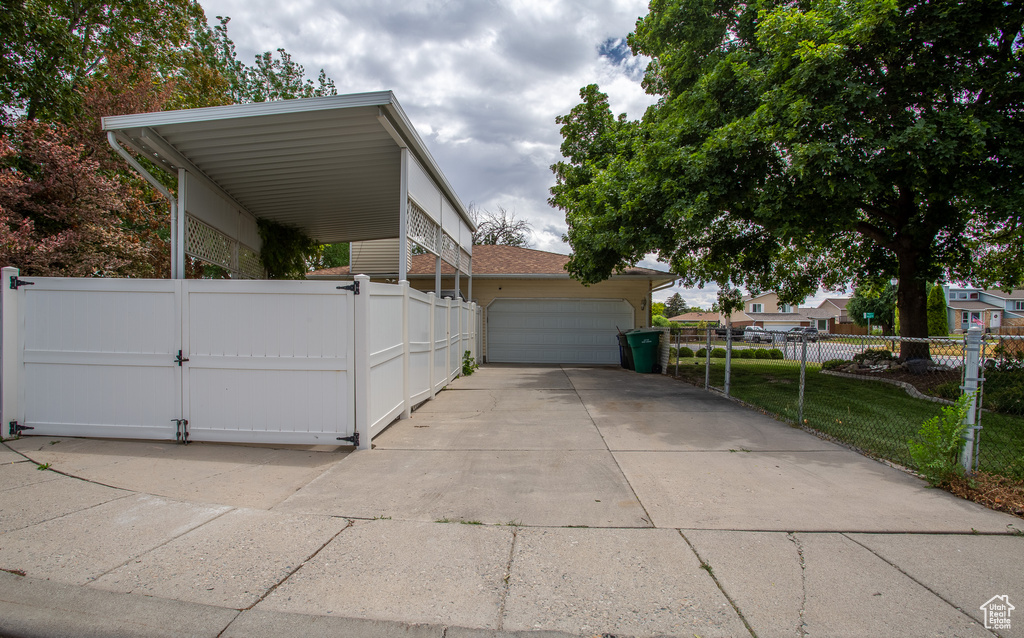 7357 S PADDINGTON RD West Jordan, UT 84084