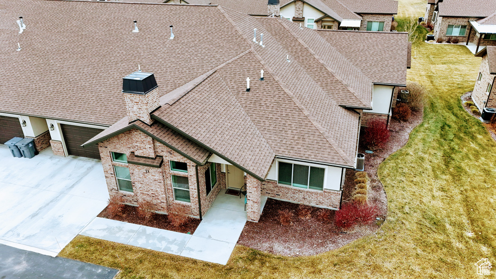 Aerial view of property and surrounding area