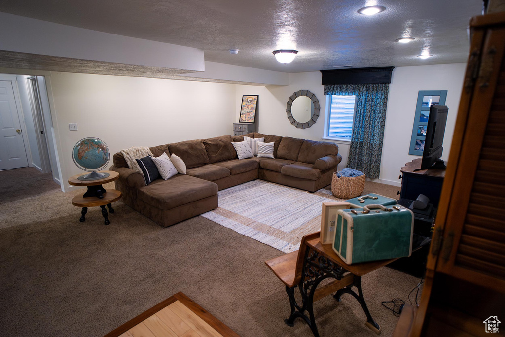 396 W 3650 S Nibley, UT 84321
