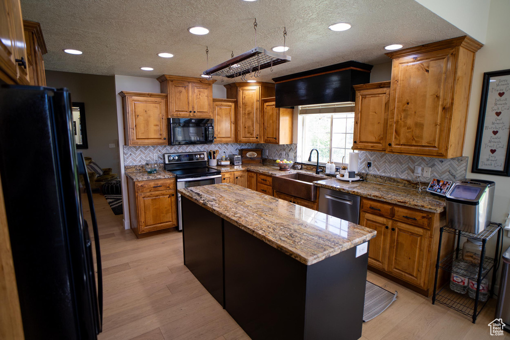 396 W 3650 S Nibley, UT 84321