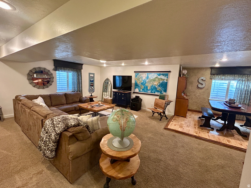 396 W 3650 S Nibley, UT 84321