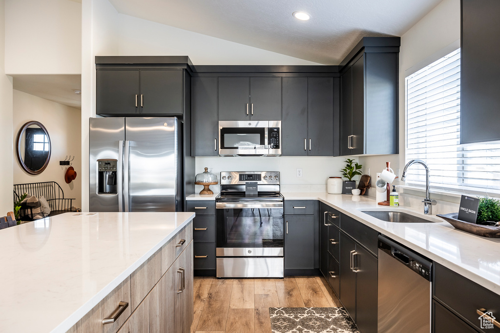 160 S 940 E Santaquin, UT 84655