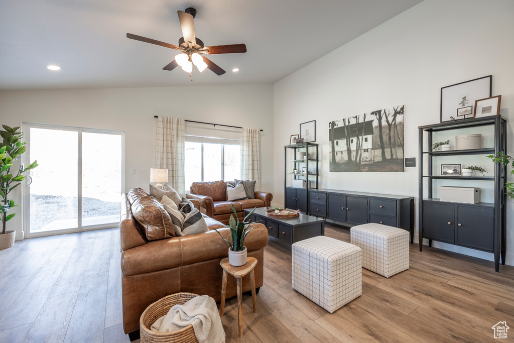 160 S 940 E Santaquin, UT 84655
