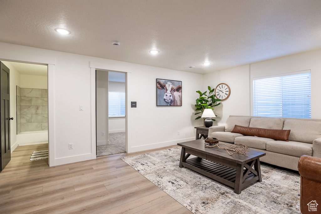 160 S 940 E Santaquin, UT 84655