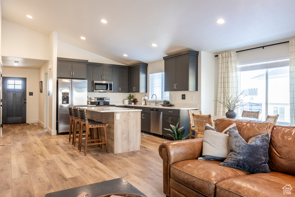 160 S 940 E Santaquin, UT 84655