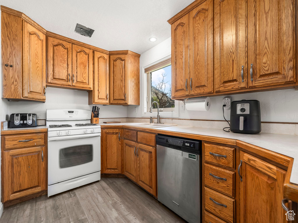 1246 E 400 S Provo, UT 84606