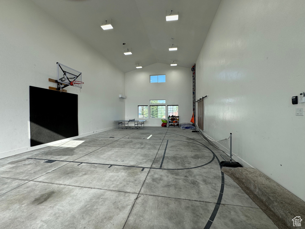 610 S STUMP RD Garden City, UT 84028