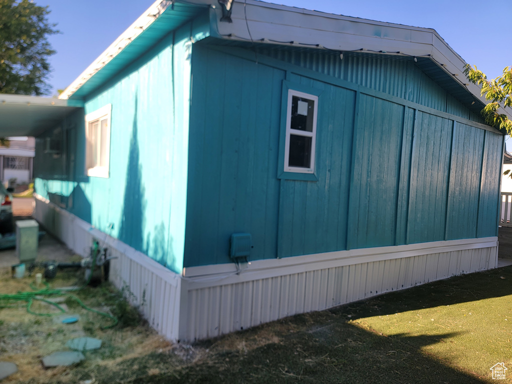 View of home\'s exterior