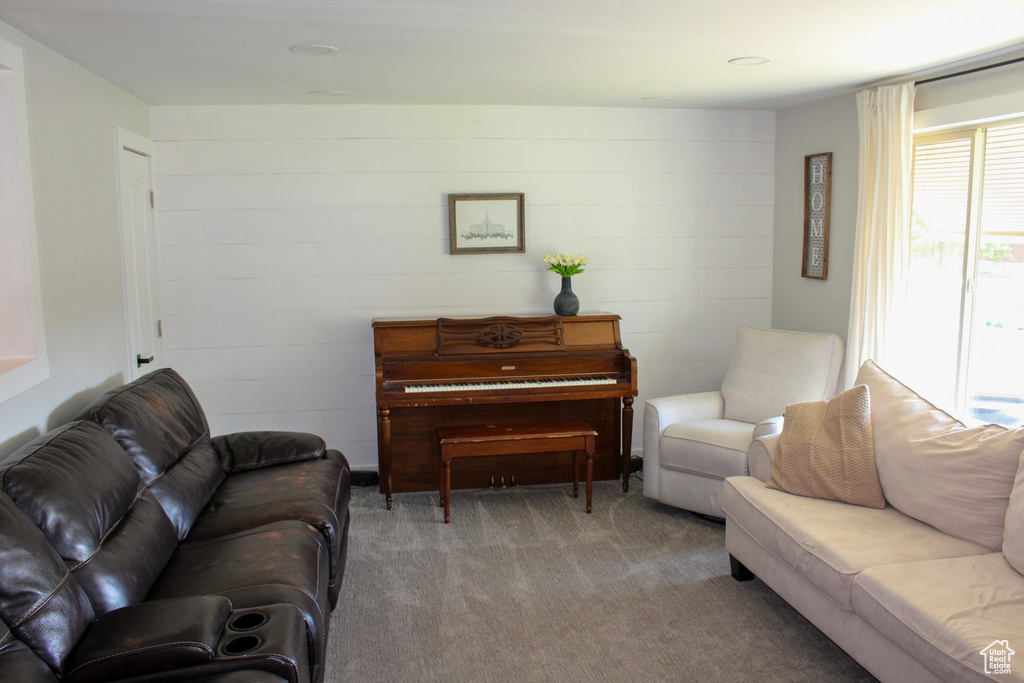 2492 N 300 W Sunset, UT 84015