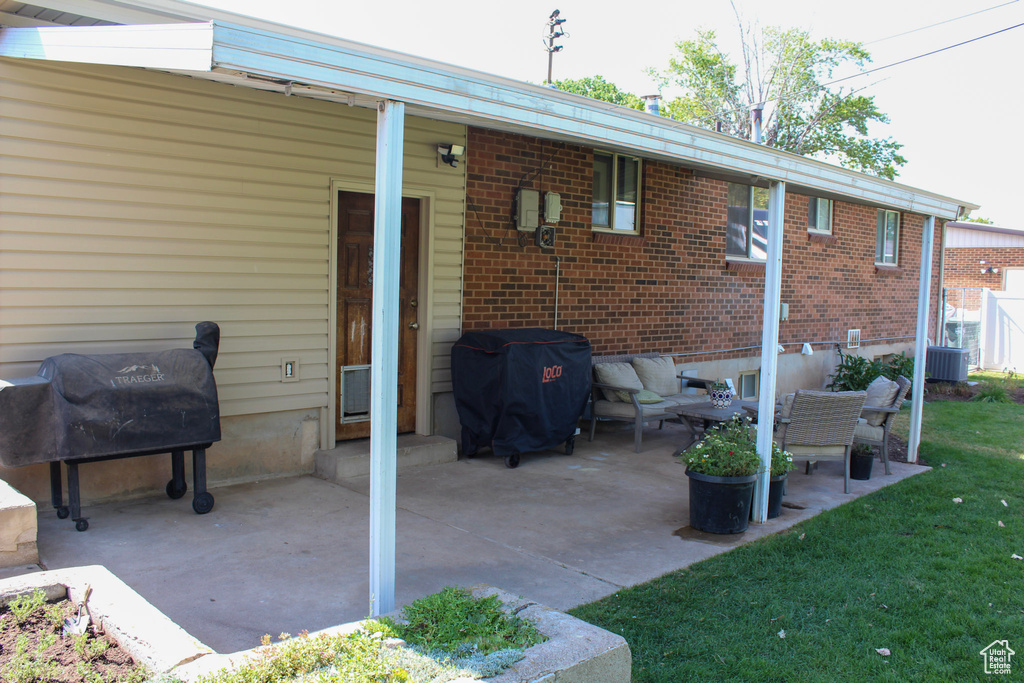 2492 N 300 W Sunset, UT 84015