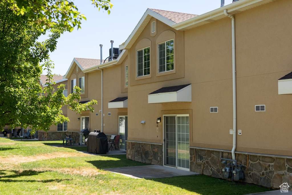 1546 W COMPASS POINT LN #2B West Jordan, UT 84084
