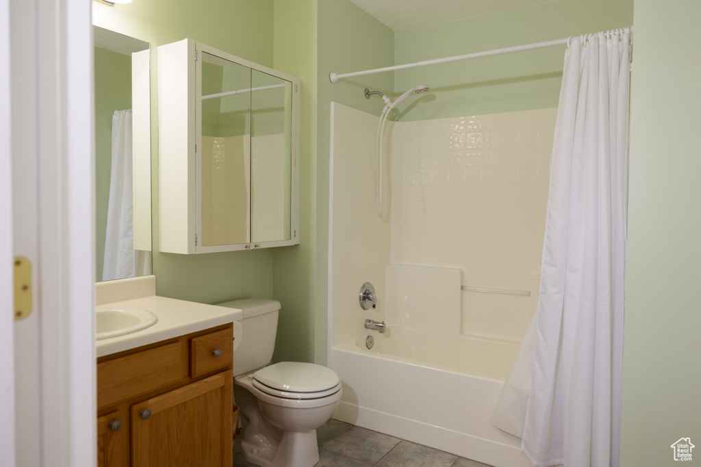 1546 W COMPASS POINT LN #2B West Jordan, UT 84084